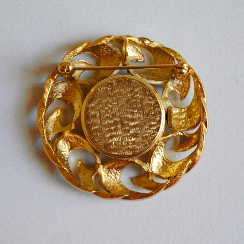 WALTHAM - винтажная брошь,  кулон часы . 17 Jewel